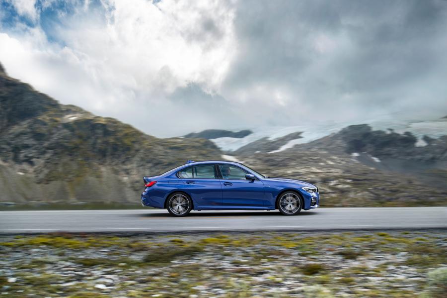  BMW 330i M Sport (G20) 2019 года  (WW) (фото 17 из 284)